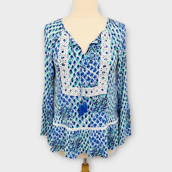 Lilly Pulitzer Amisa Resort Blue White Tunic Top Size S Crochet Lace Trim Blouse - Picture 4 of 11